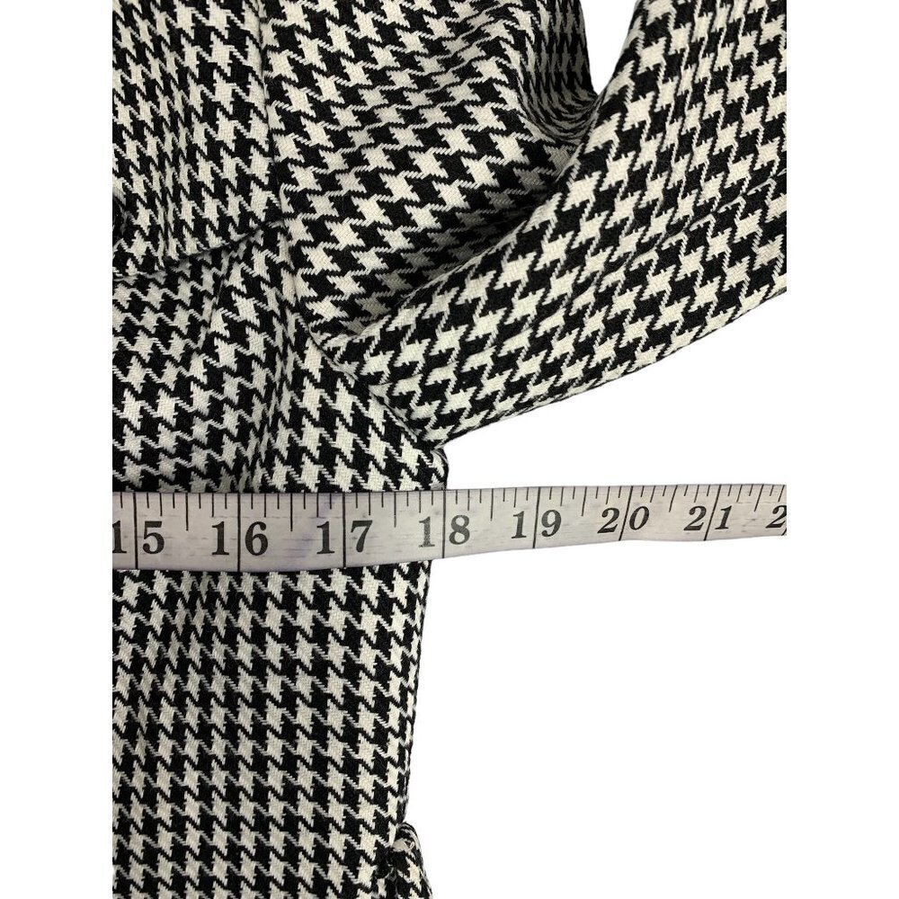 Jones & Co Women's Black & White Design Blazer - Picture 4 of 5